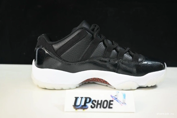 LOW 11 AIR 001 BLACK-WHITE JORDAN RETRO AV2187 AV2187-001 0722
